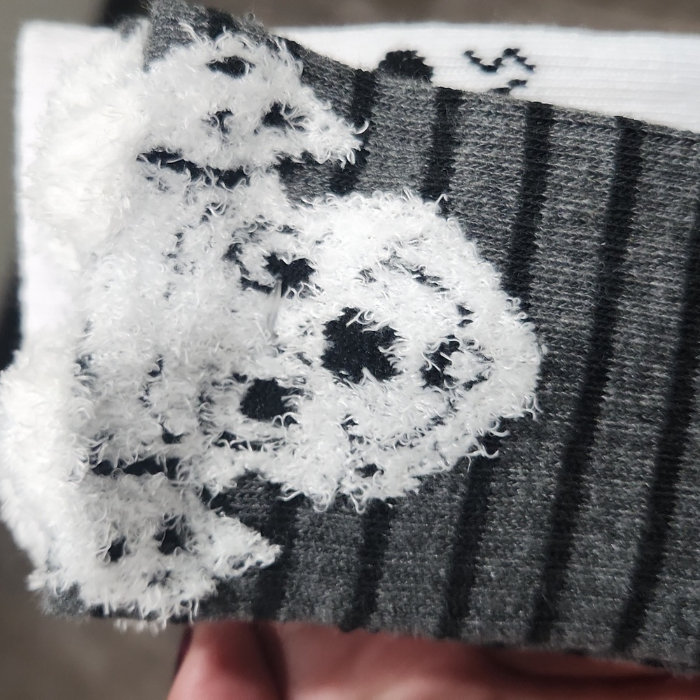Disney 101 Dalmatians Socks NWT - Picture 2 of 5